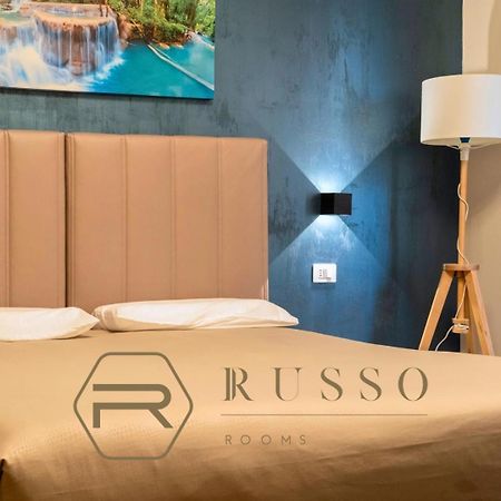 Russ0 Rooms 卡坦扎罗 外观 照片